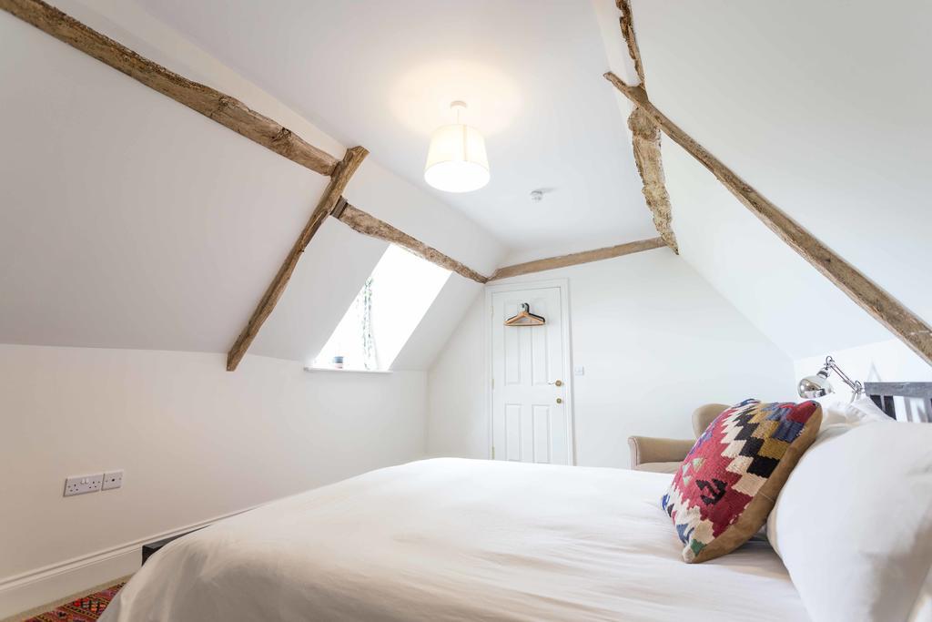 The Holford Arms Bed & Breakfast Tetbury Eksteriør bilde