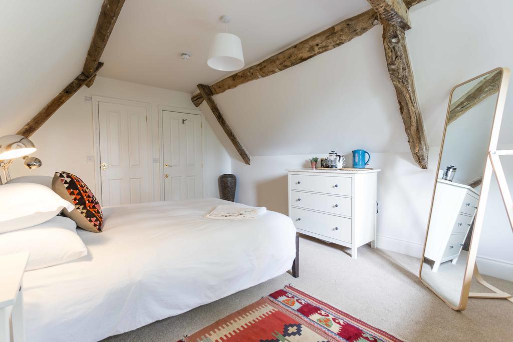 The Holford Arms Bed & Breakfast Tetbury Eksteriør bilde